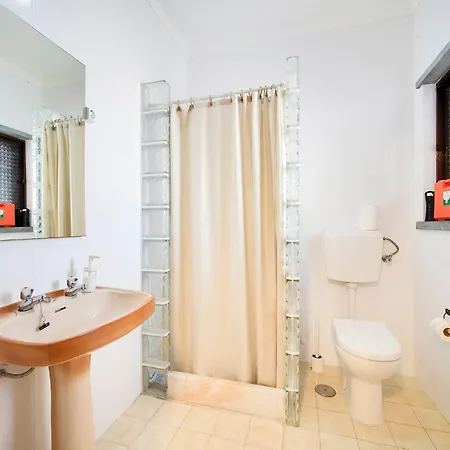 In Near Baleal Island, Cleaning Included Holiday home *